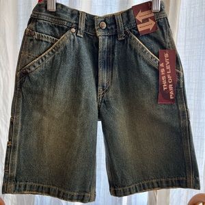 Boys Size 6 Levi’s shorts NEW